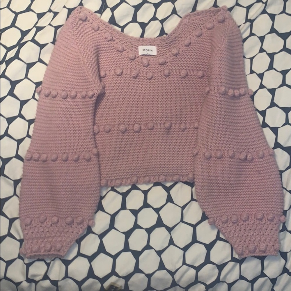 Storia off-the-shoulder pink sweater
